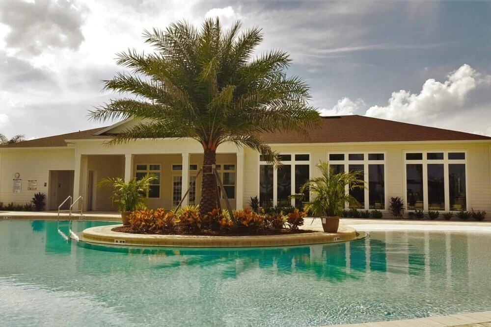 Nov Special W Lucaya 4bed 2 Bath ID: 256175 - photo 30