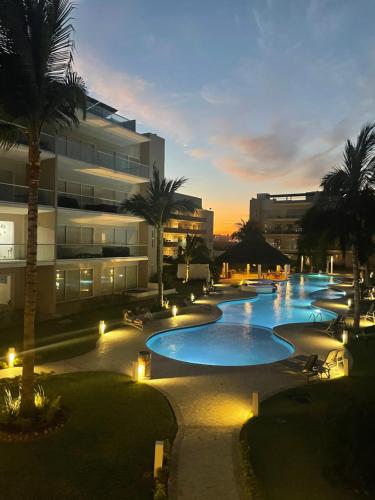 Departamento de Lujo & Club de Playa — 4-Star Luxury Hotel in Acapulco De Juarez, Mexico