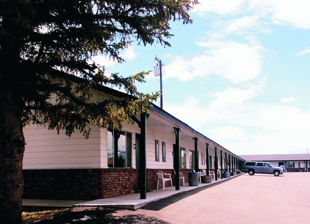 Bridgeport Inn - photo 39