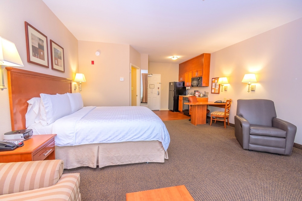 Candlewood Suites Houston I 10 East by IHG - photo 27