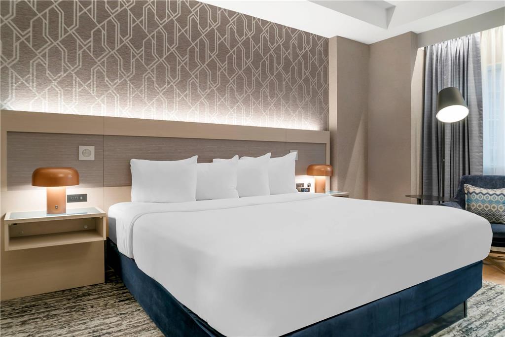 Radisson Plaza Hotel at Kalamazoo Center - photo 149