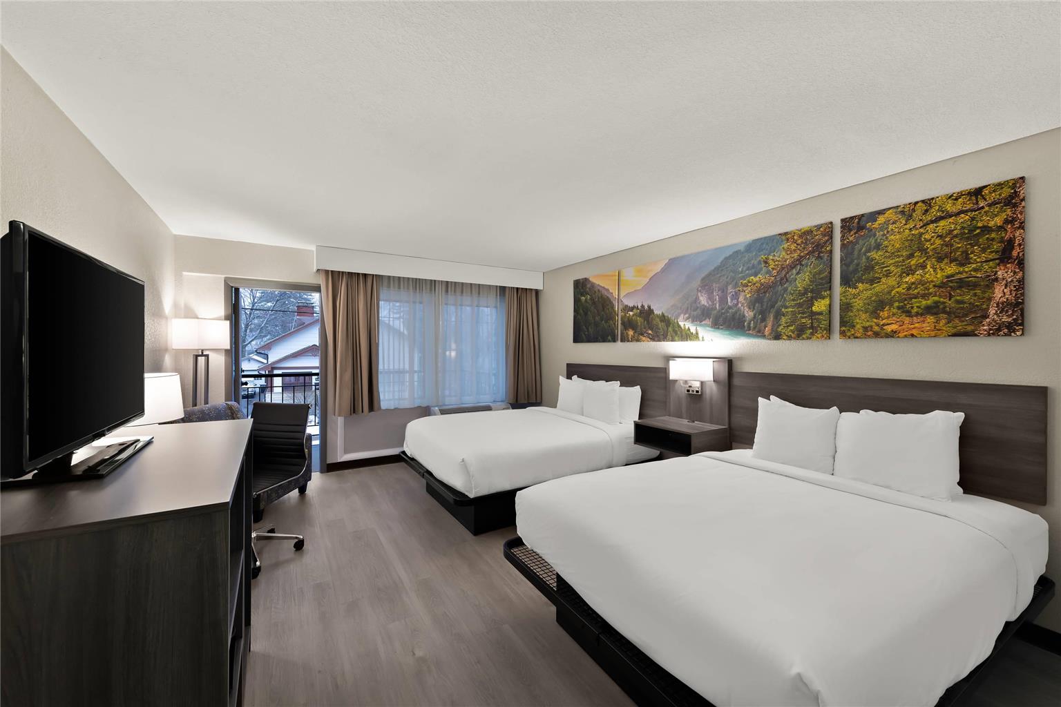 Clarion Pointe Rhinelander Downtown - photo 29