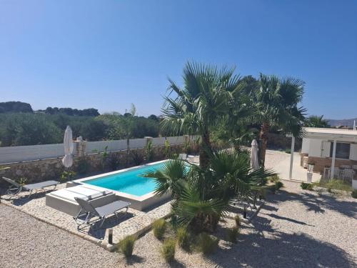 Villa Dadis — 4-Star Luxury Hotel in Chania, Greece