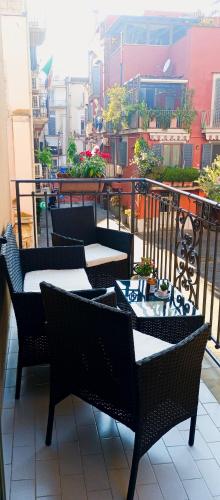 Three Free Trees Home — 4-Star Luxury Hotel in Pozzuoli, Italy