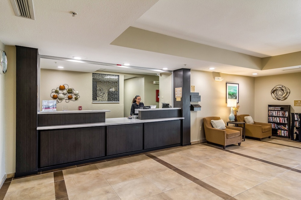 Candlewood Suites Jacksonville East Merril Road an IHG Hotel - photo 3