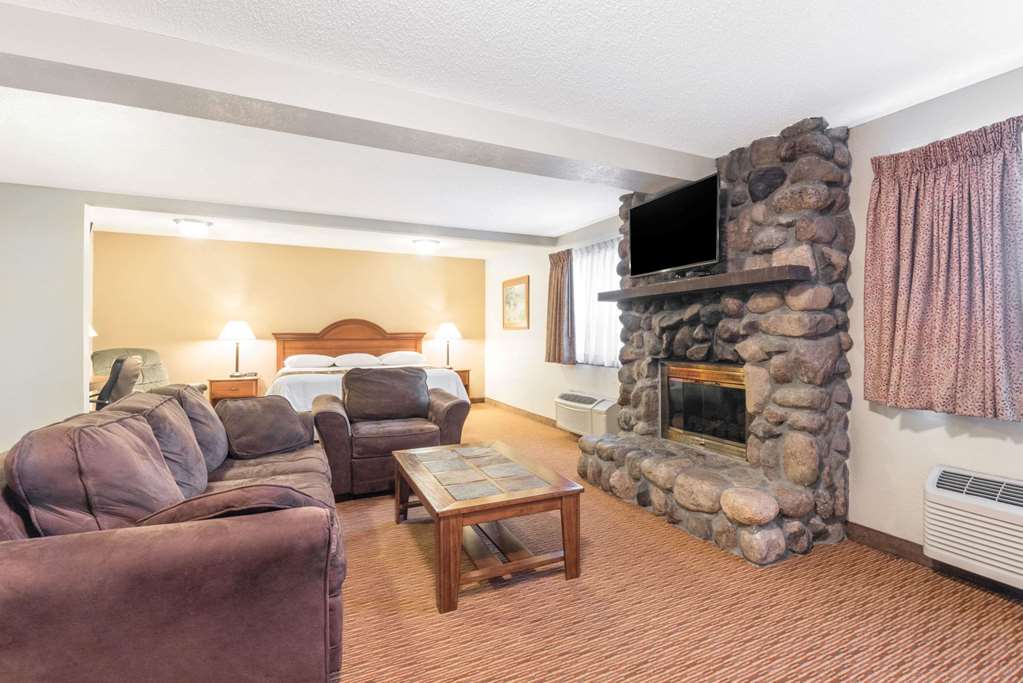 Super 8 by Wyndham Bemidji MN - photo 15