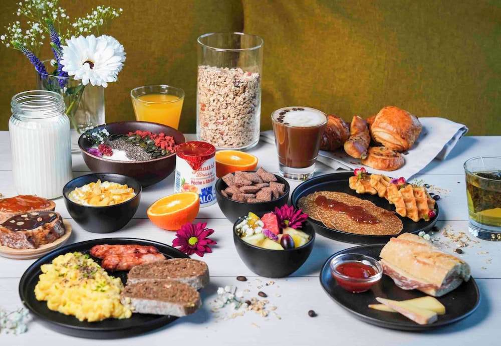 B&B Hotel Bordeaux Centre Gare St Jean in Bordeaux, France