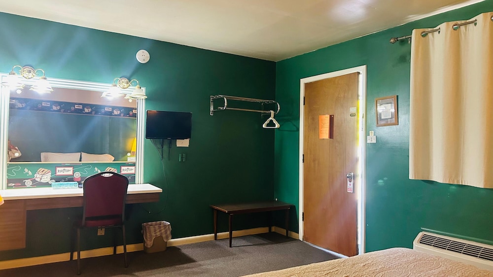 Victorian Inn Superior By Capital O NE - photo 30
