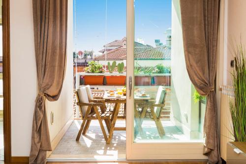 Boutique Domus Trastevere Family — 4-Star Luxury Hotel in Rome, Italy
