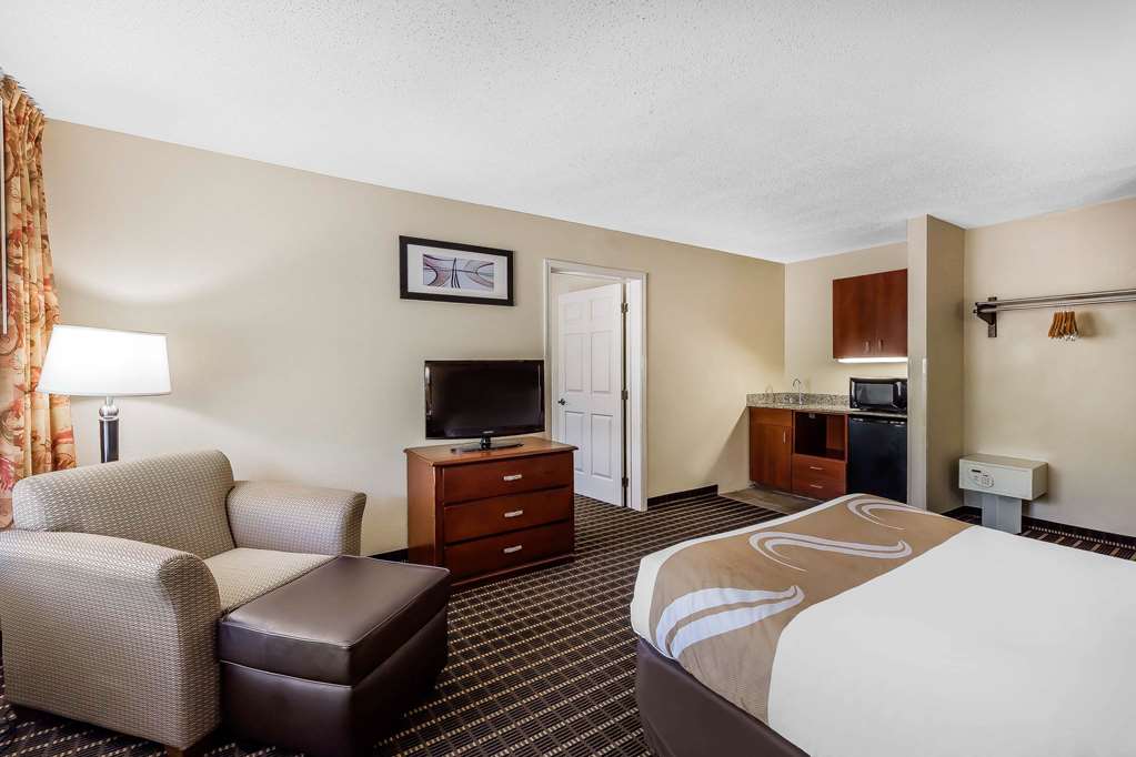 Quality Inn & Suites Sevierville Pigeon Forge - photo 18