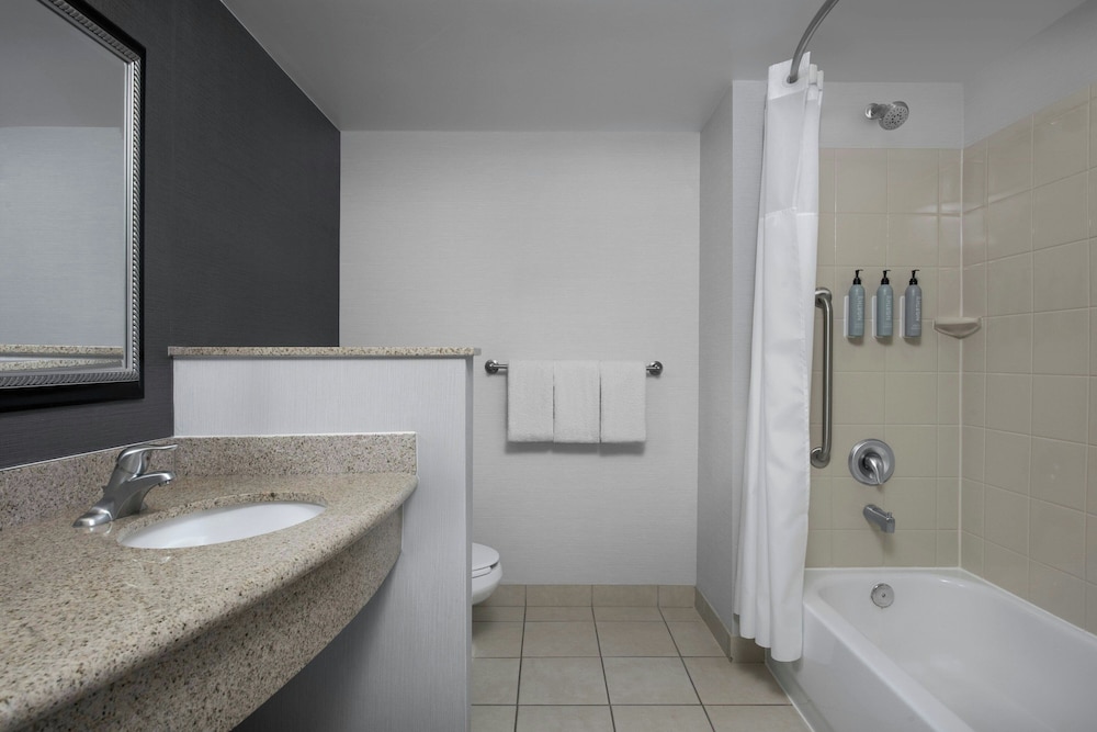 Courtyard by Marriott Philadelphia Great Valley Malvern - photo 25