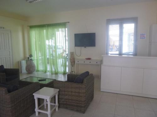 Karafelas Hotel — Skiathos — photo 2