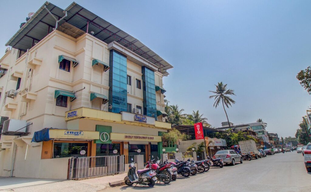 OYO Rooms Panvel Bus Depot in Panvel, India