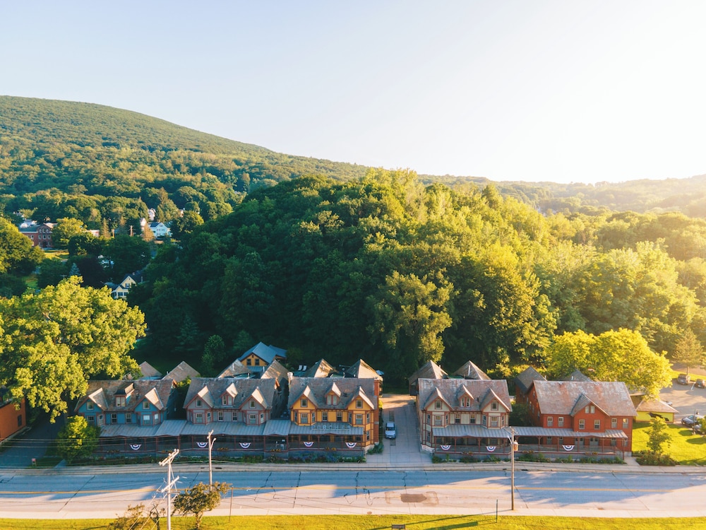 The Porches Inn at Mass MoCA - photo 89
