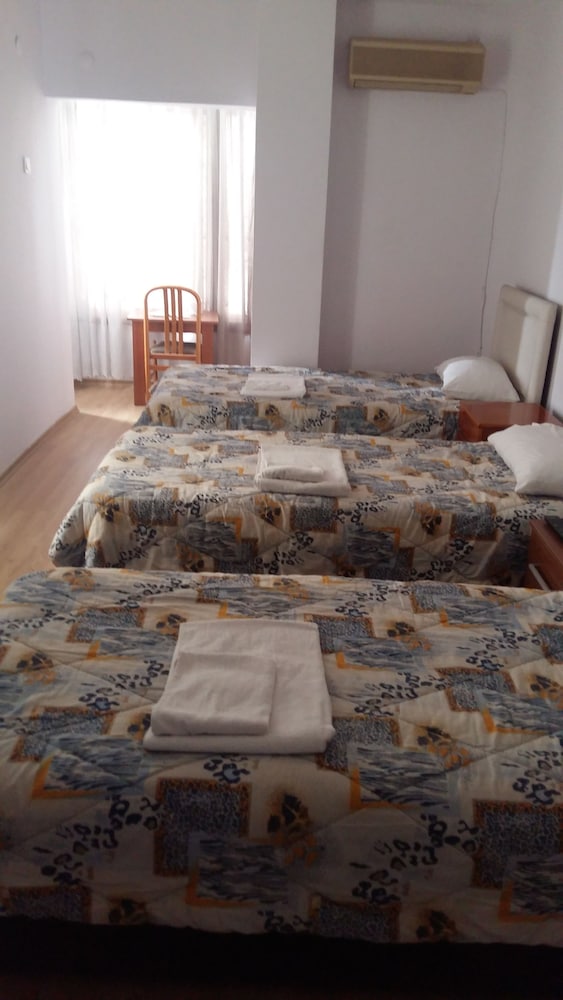 Bayrakli Otel in Mersin, Turkey