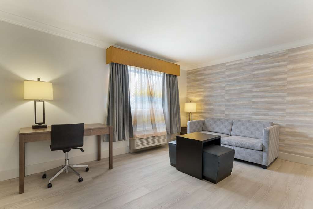 Best Western Plus All Suites Inn - photo 24