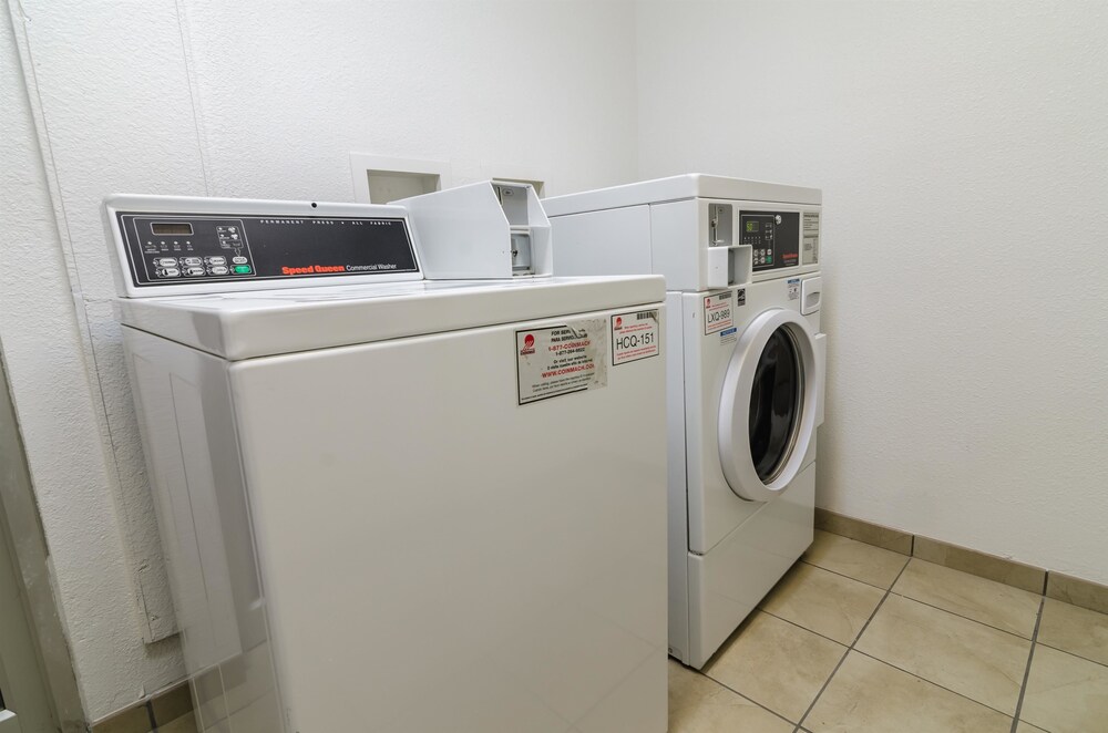 Motel6 North Platte NE East - photo 22