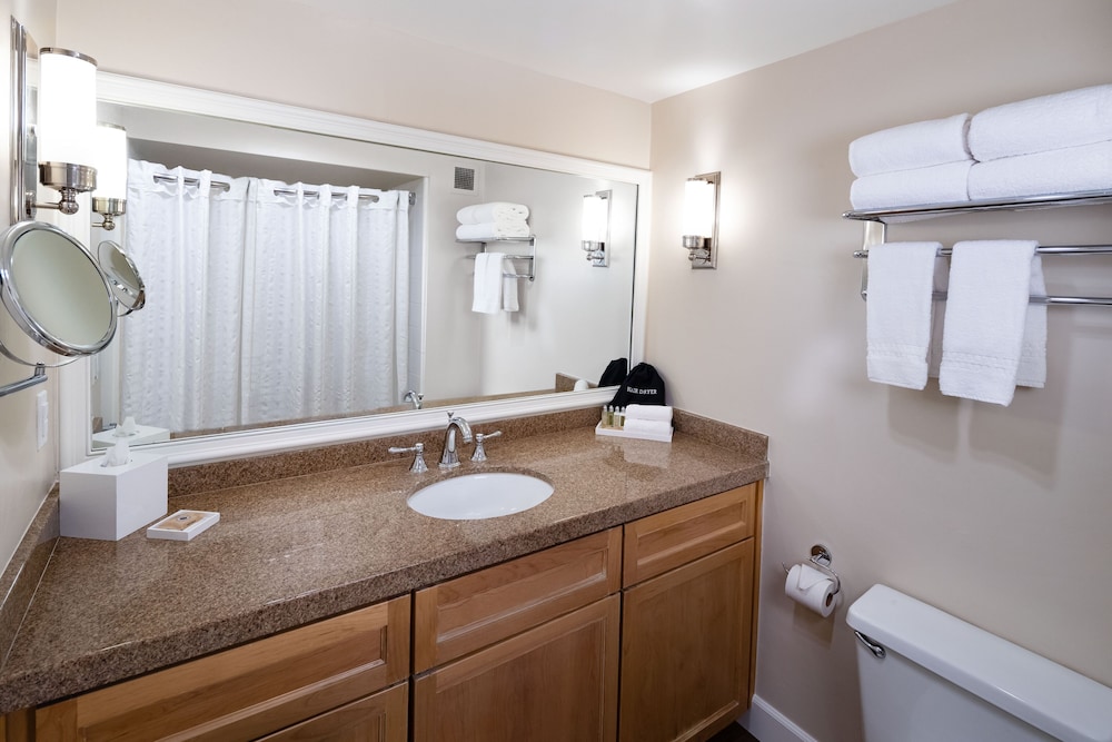 Temecula Creek Inn - photo 13