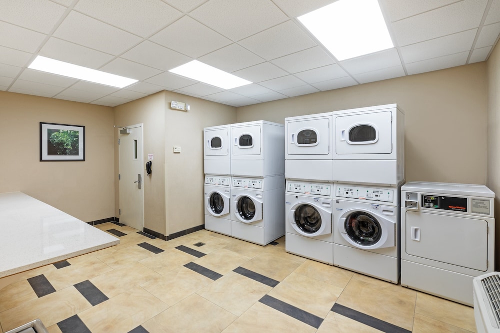 Candlewood Suites Hattiesburg by IHG - photo 16