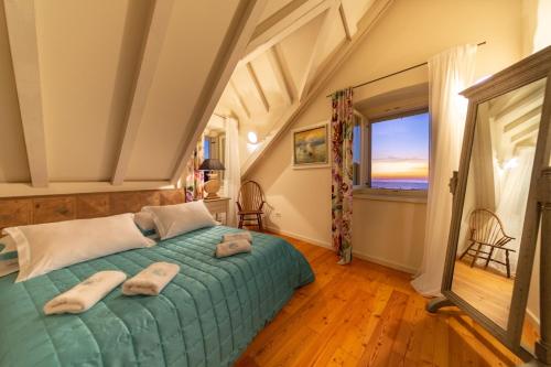 Villa Eudora — 4-Star Luxury Hotel in Komiza, Croatia