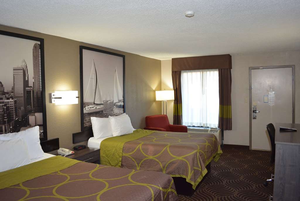 Super 8 by Wyndham Huntersville Charlotte Area - photo 21