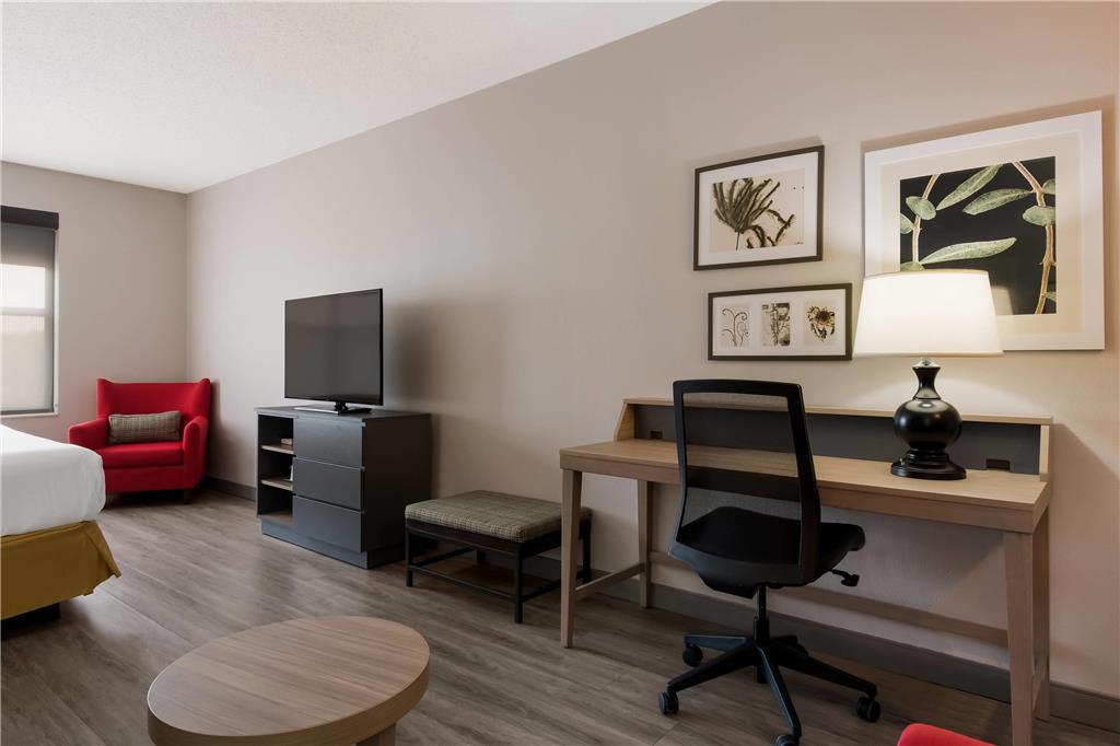 Country Inn & Suites by Radisson Harrisburg Northeast Hershey - photo 28