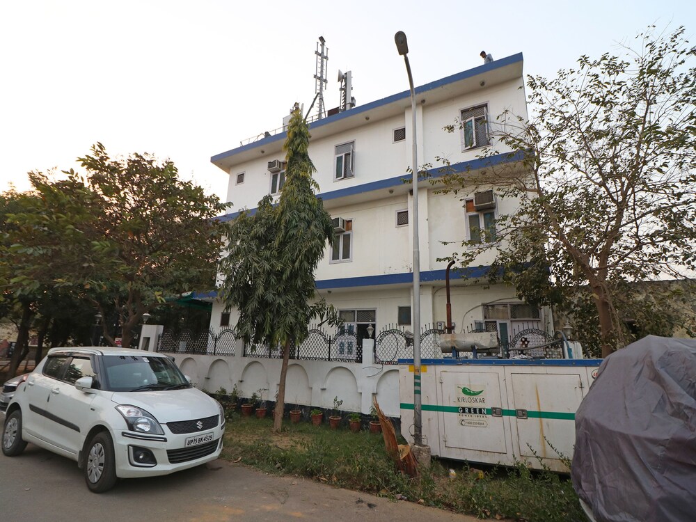 Oyo 11926 Ooak Hotel in Greater Noida, India