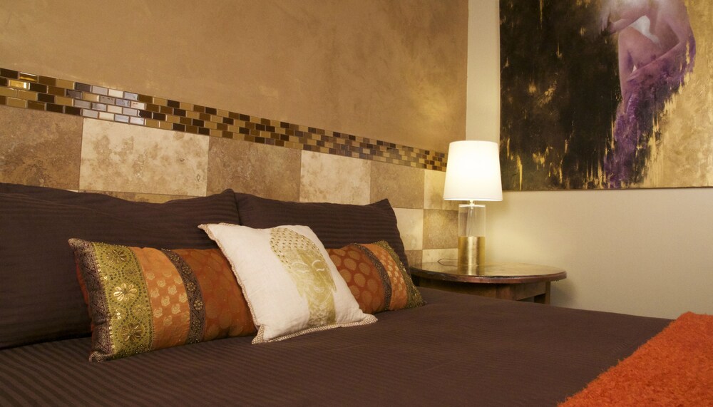 Luxx Plaza Hotel - photo 12