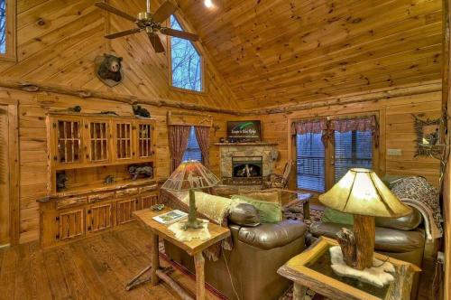 Big Buck Lodge — 4-Star Luxury Hotel in Blue Ridge, United States