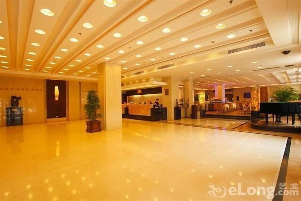 Marshal Palace Hotel Wuhan — hotel in Wuhan