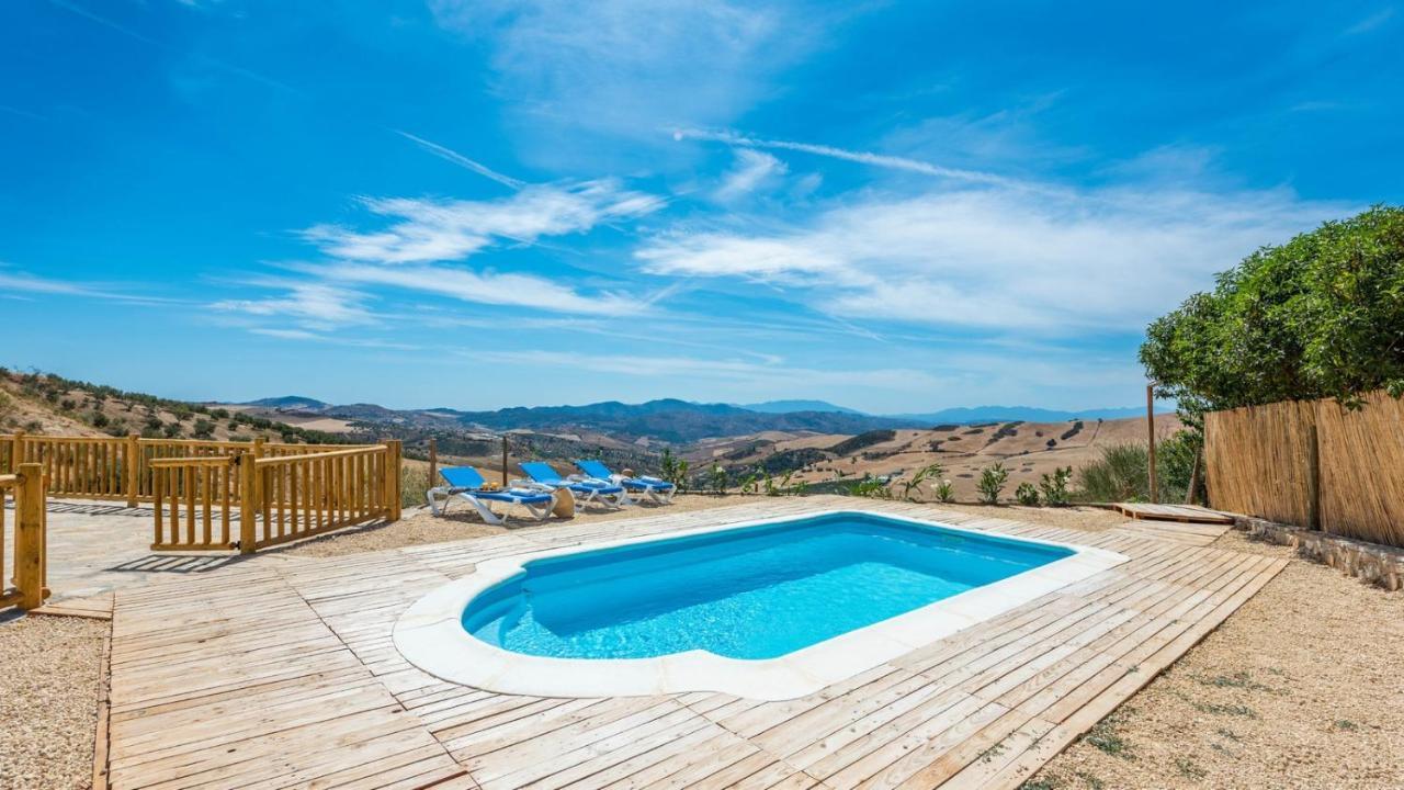 Casa La Sombra de la Parra Antequera La Higuera by Ruralidays — 4-Star Luxury Hotel in Antequera, Spain