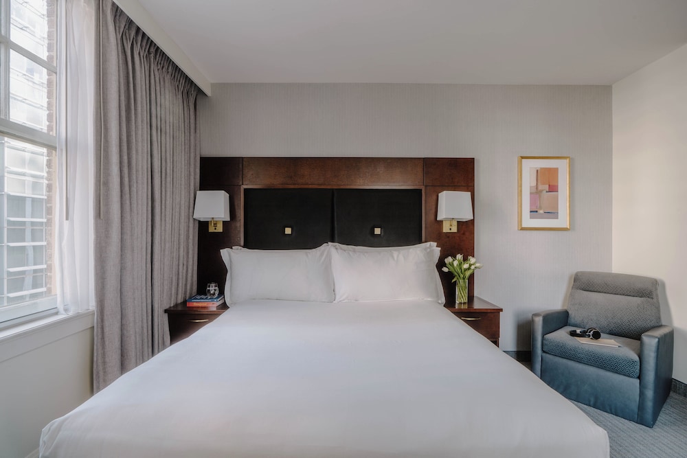 Club Quarters Hotel Downtown Houston - photo 14