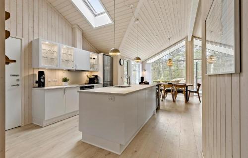 Lovely Home In Nexø With Sauna — 5-Star Luxury Hotel in Nexo, Denmark