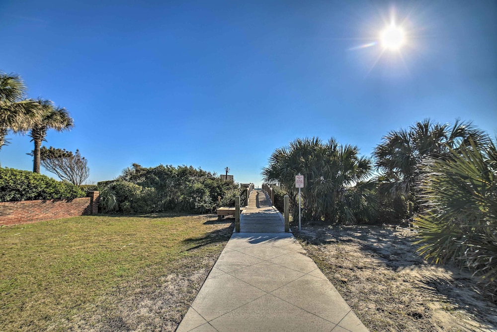 3 Mi to Ocean: Resort Condo in Myrtle Beach - photo 25
