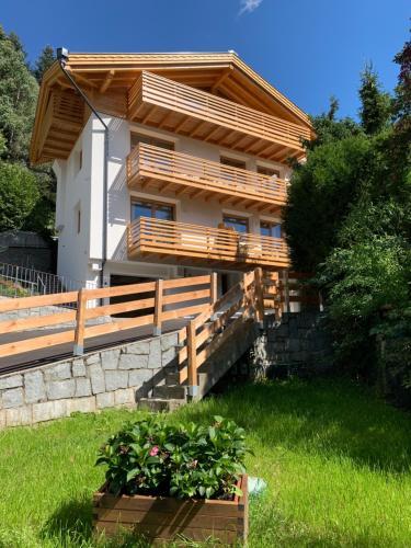 Casa al Sole Apt. 3 — 4-Star Luxury Hotel in Pinzolo, Italy