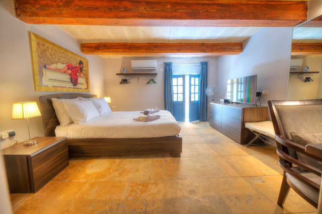 Romantic And Historical Maisonette in the Center of Valletta Mbal1 1 in Valletta, Malta