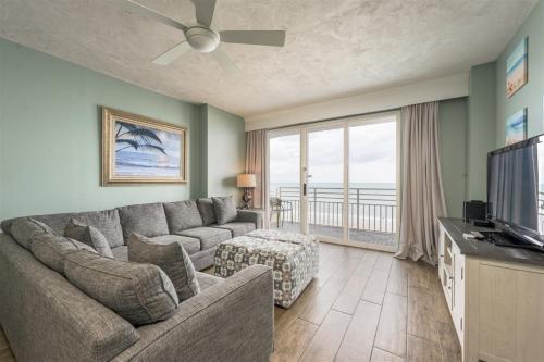 Unit 711 Ocean Walk 3 Bedroom Ocean Front — 4-Star Luxury Hotel in Daytona Beach, United States