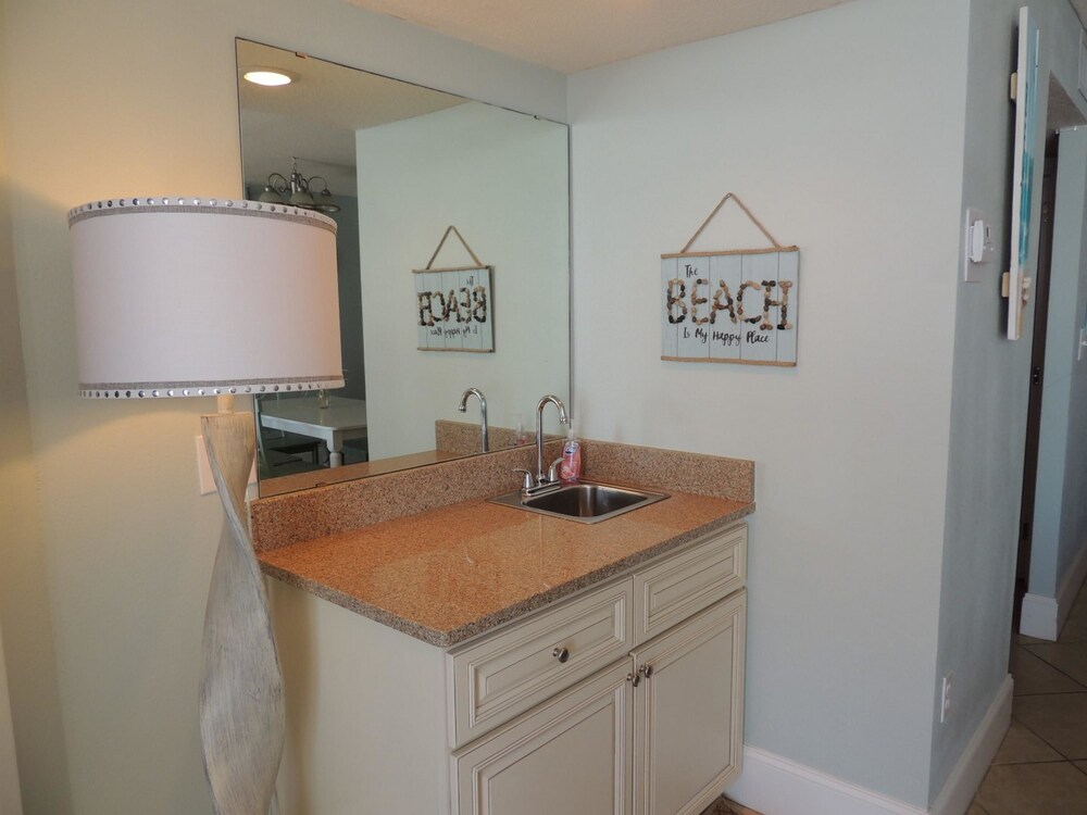 Sands Beach Club #815 Ocean Front - photo 17