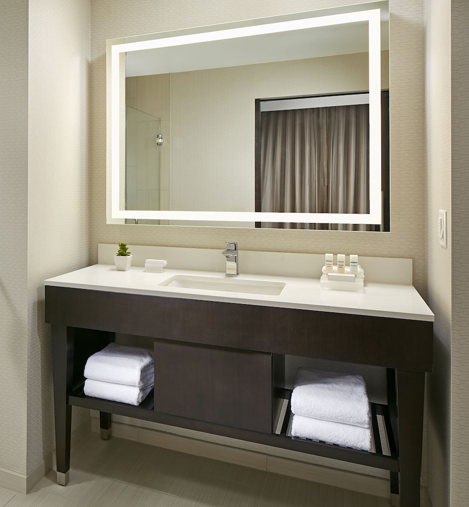 Homewood Suites by Hilton San Diego Downtown Bayside - photo 14