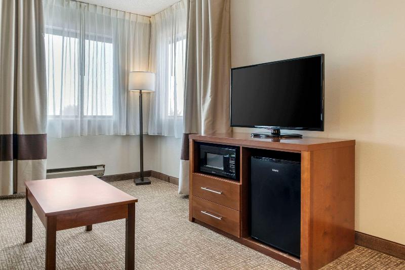 Comfort Inn Manistique MI - photo 34