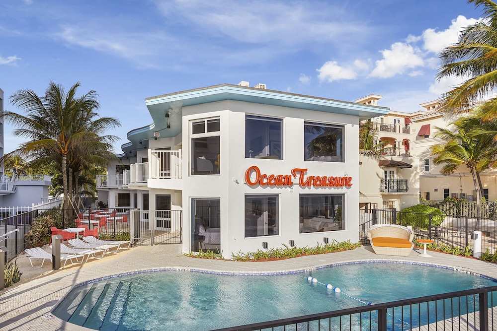 Ocean Treasure Beachside Suites in Lauderdale-By-The-Sea, United States