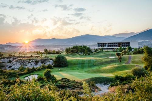 Exe Las Margas Golf — Sabinanigo