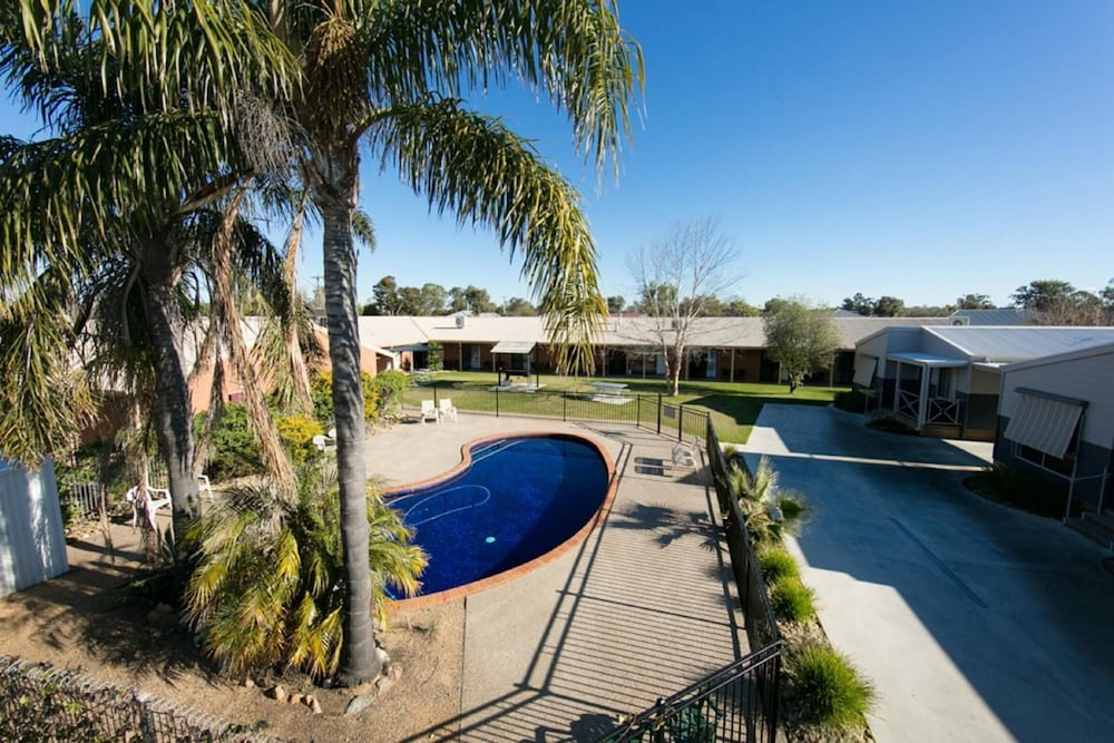 Ashleigh Court Motor Inn — hotel in Mulwala