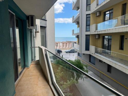 Papaya Turquoise Apartament in Navodari, Romania