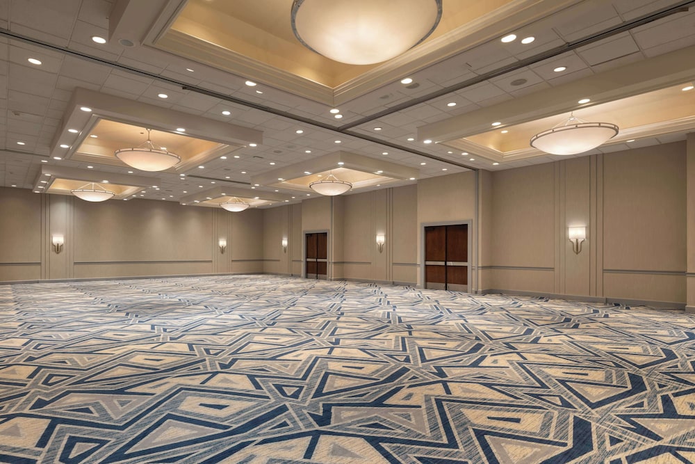 Hilton Durham near Duke University - photo 40