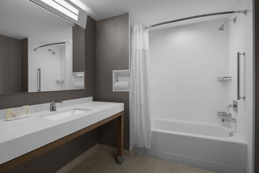 Courtyard by Marriott Clearwater Beach - photo 29