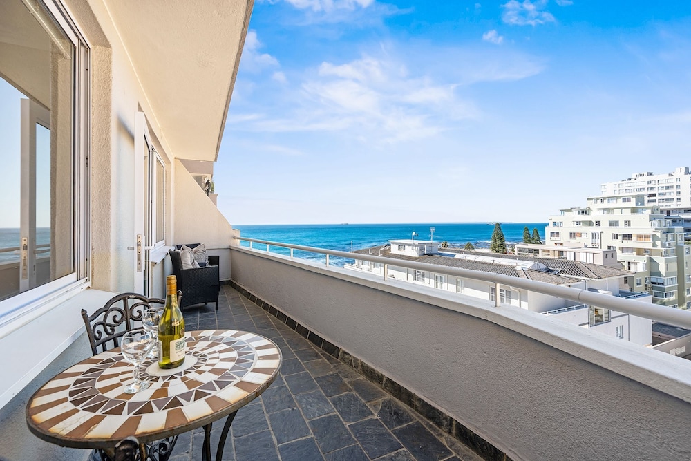 Perfect Beachfront Apartments — 4-Star Luxury Hotel in Cape Town, South Africa