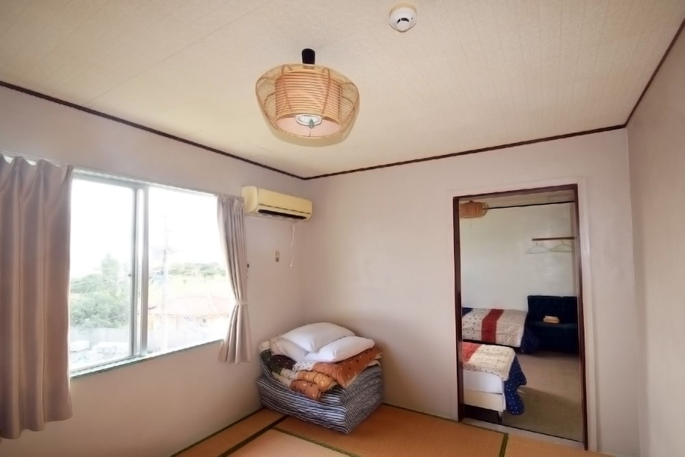 Hotel Henza in Uruma, Japan