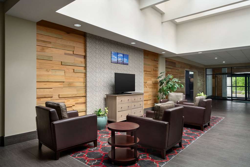Wyndham Garden Pittsburgh Airport - photo 9