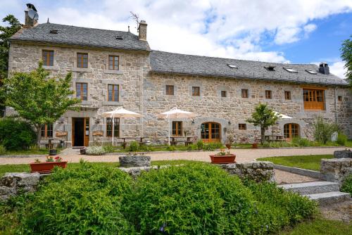 Oustal de Parent — hotel in Saint-Alban-Sur-Limagnole